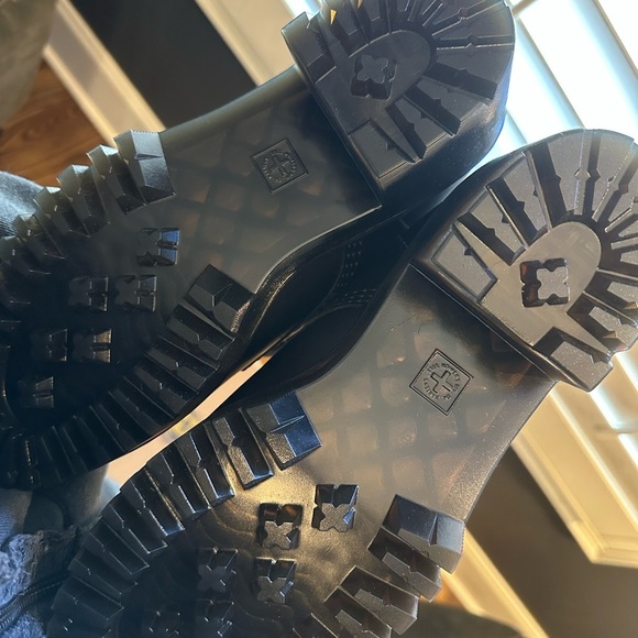 Dr. Marten Leona Leather Boots | Dark Taupe | BRAND NEW | Sz 9 US Women | EU 41 - Picture 11 of 15